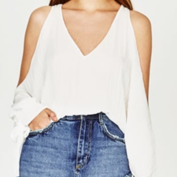 Zara Tops - Zara off the shoulder white top